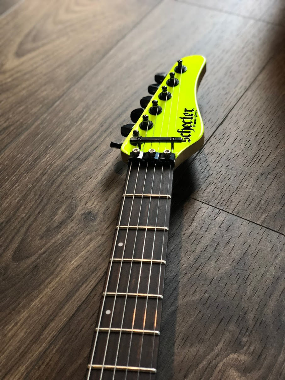 Schecter Sun Valley Super Shredder with Floyd Rose and Sustainiac