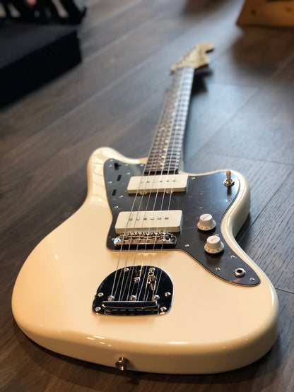 Tokai TJM-140 MH Silverstar Offset in Vintage White with Matching Headstock