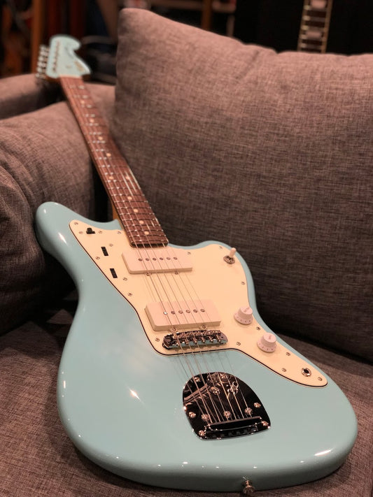 Tokai TJM-140 MH SOB/R Silverstar Offset in Sonic Blue with Matching Headstock