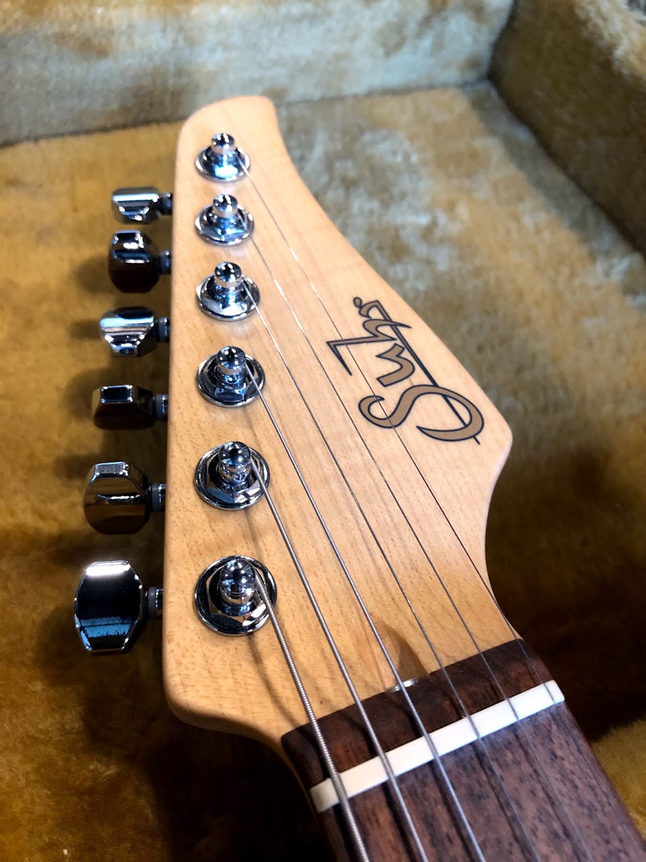 Suhr Classic Pro in Shoreline Gold with Rosewood FB