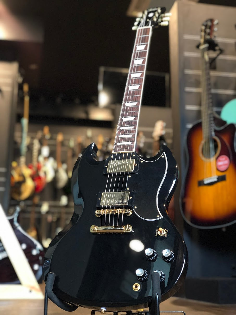Tokai SG-118G Vintage Series Japan in Black Beauty with Gold Hardware