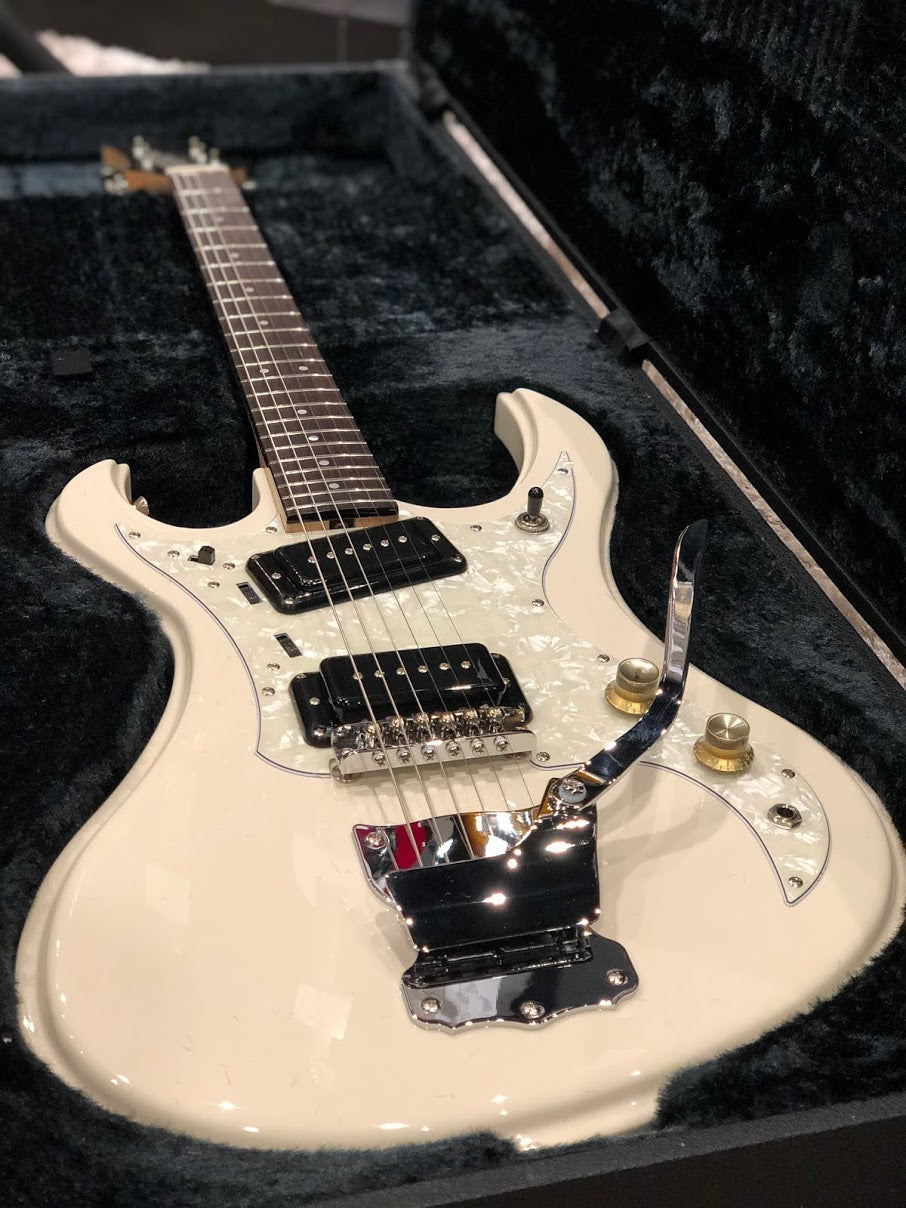 Tokai Hummingbird THB-200 50th Anniversary Reissue Limited Edition สี Vintage White