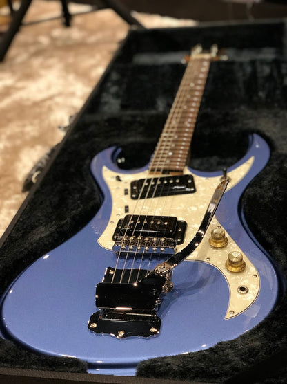 Tokai Hummingbird THB-200 50th Anniversary Reissue Limited Edition in Old Lake Placid Blue