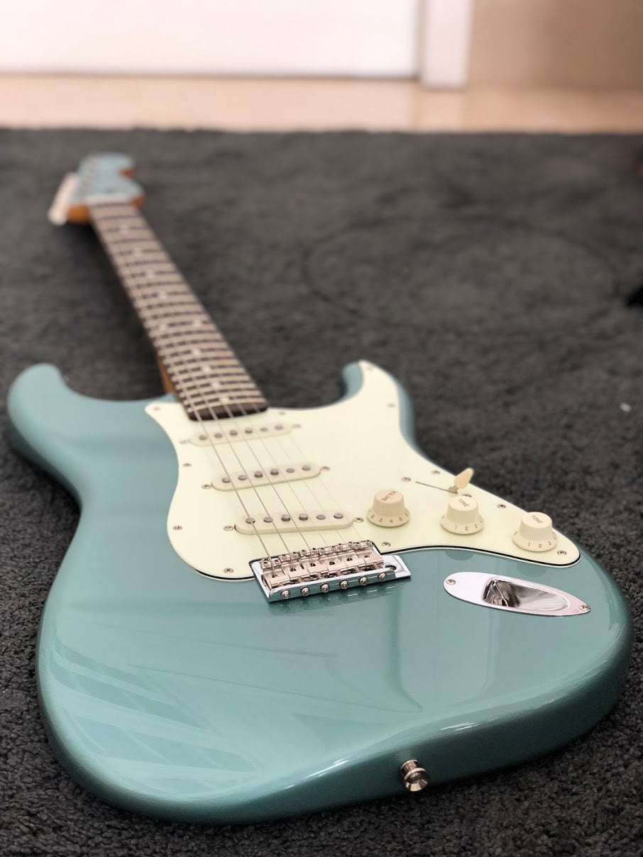 Tokai TST-96 OTM/R Goldstar Sound Japan in Ocean Turquoise Metallic with Matching Headstock
