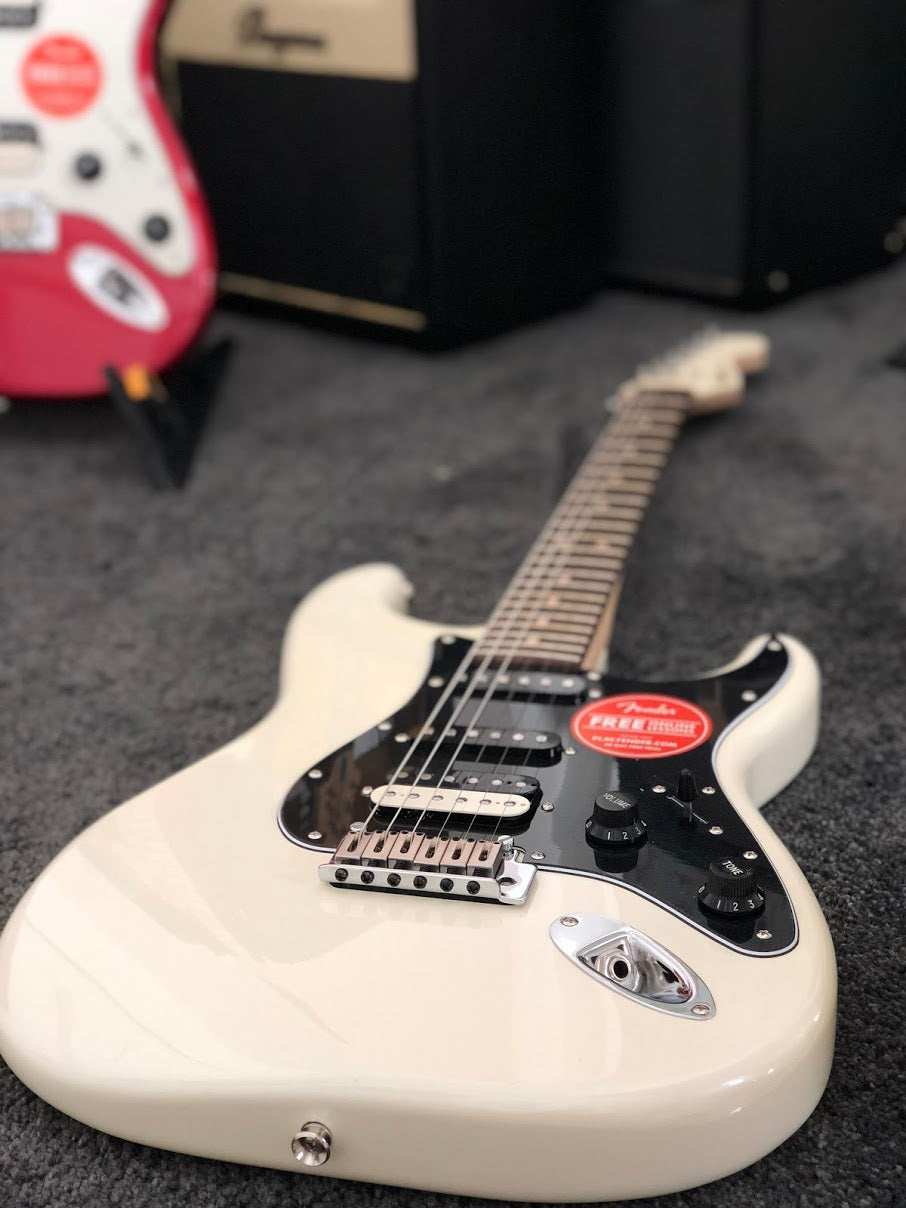 Squier Contemporary Stratocaster HSS - Pearl White – nafiriguitar.com