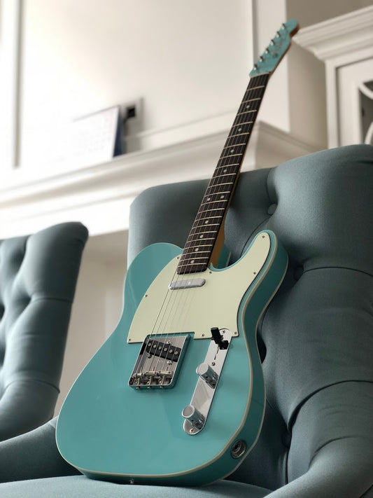 Tokai TTE-98B SOB/R MH Breezysound Vintage Series Japan in Sonic Blue