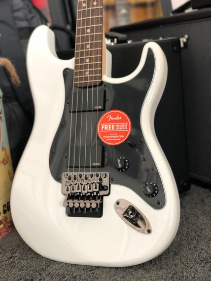 Squier Contemporary Active Stratocaster HH - Flat White