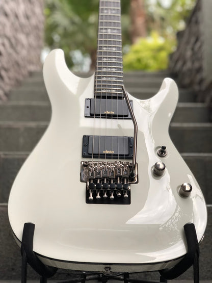 Schecter Demon-6 FR VWH in Vintage White