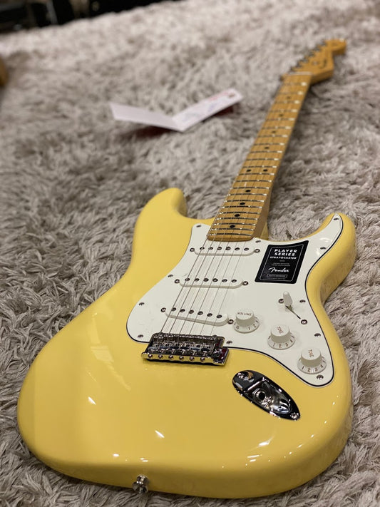 Fender Player Series Stratocaster คอไม้เมเปิ้ลสี Buttercream