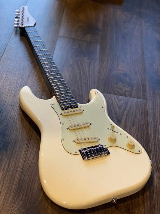 Schecter Nick Johnston Traditional SSS in Atomic Snow