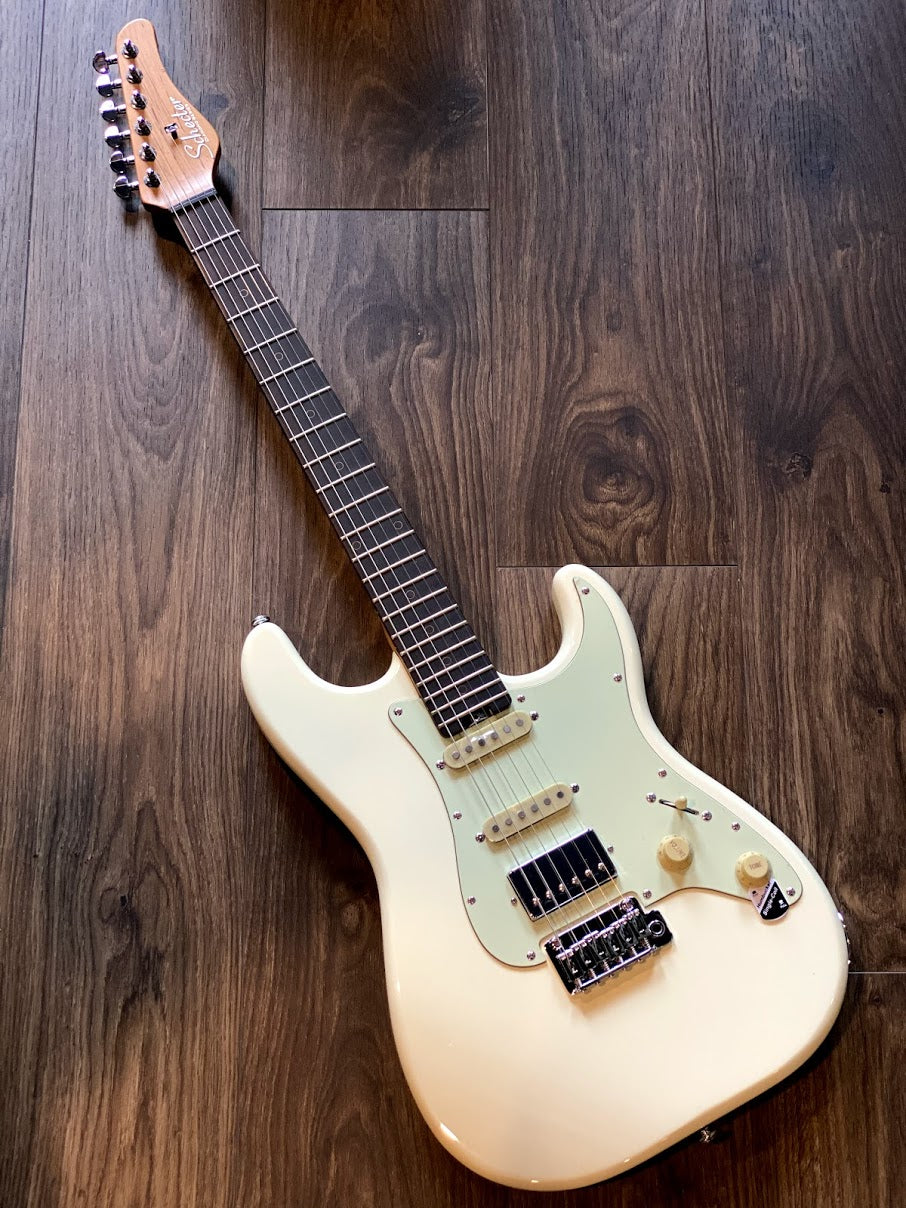 Schecter Nick Johnston Traditional HSS in Atomic Snow