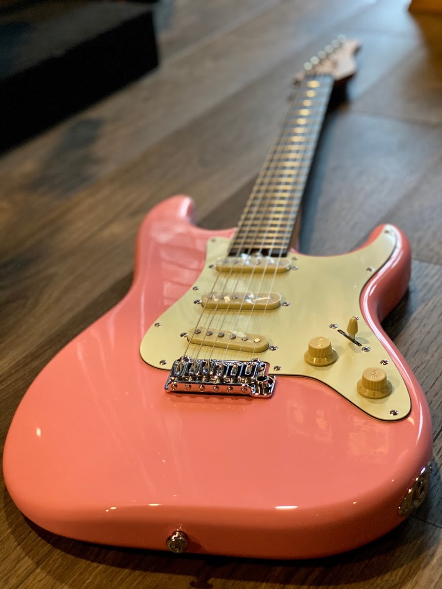 Schecter Nick Johnston Traditional - Atomic Coral