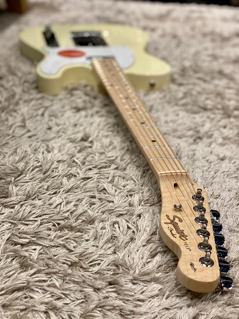 Squier Affinity Telecaster in Arctic White