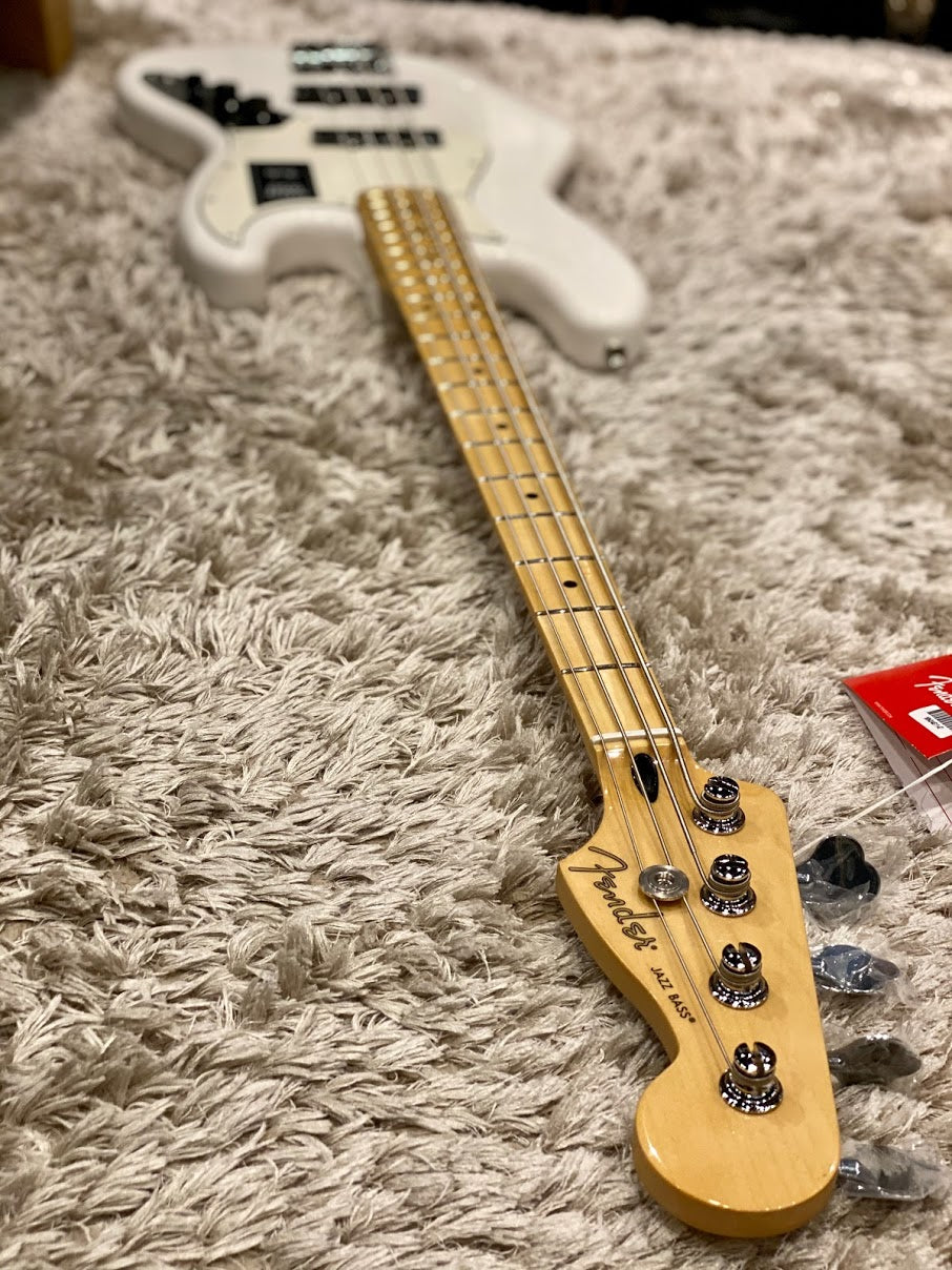 Fender Player Series Jazz Bass Maple Neck สี Polar White