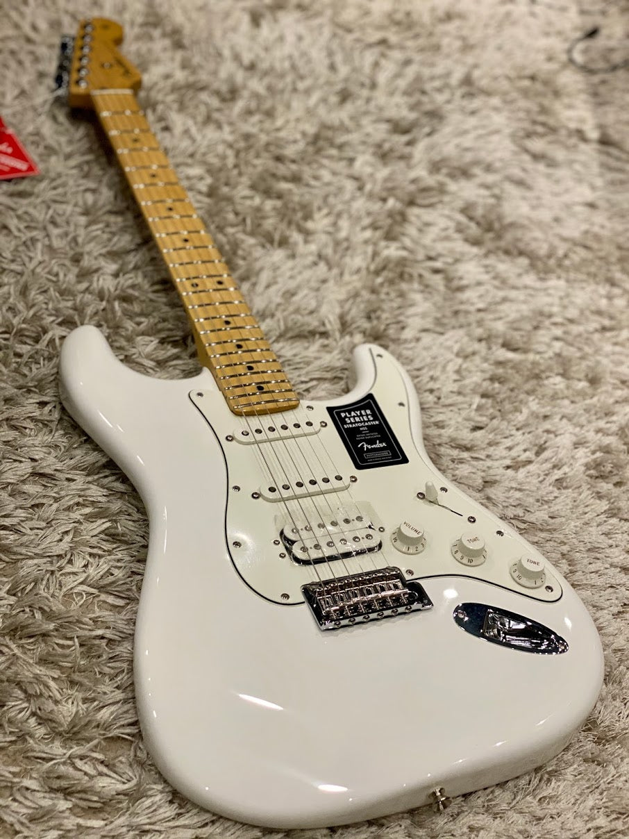Fender Player Series Stratocaster HSS Maple Neck in Polar White
