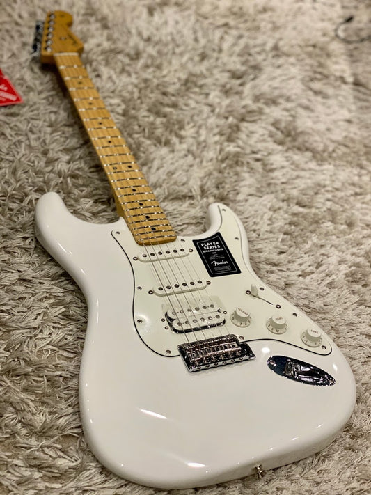 Fender Player Series Stratocaster HSS Maple Neck สี Polar White