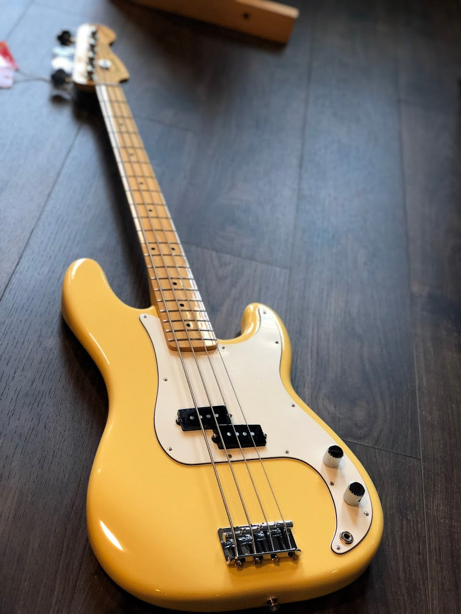 Fender Player Precision Bass Maple FB in Buttercream