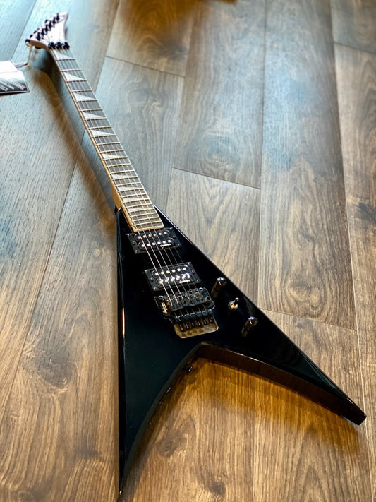 Jackson JS King V JS32 Amaranth FB สีดำเงา