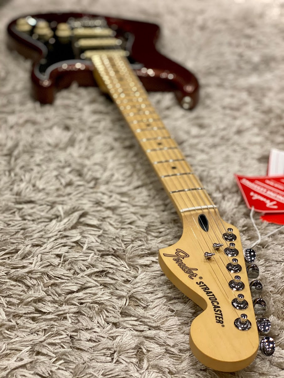 Fender Deluxe Roadhouse Stratocaster Maple FB in Classic Copper