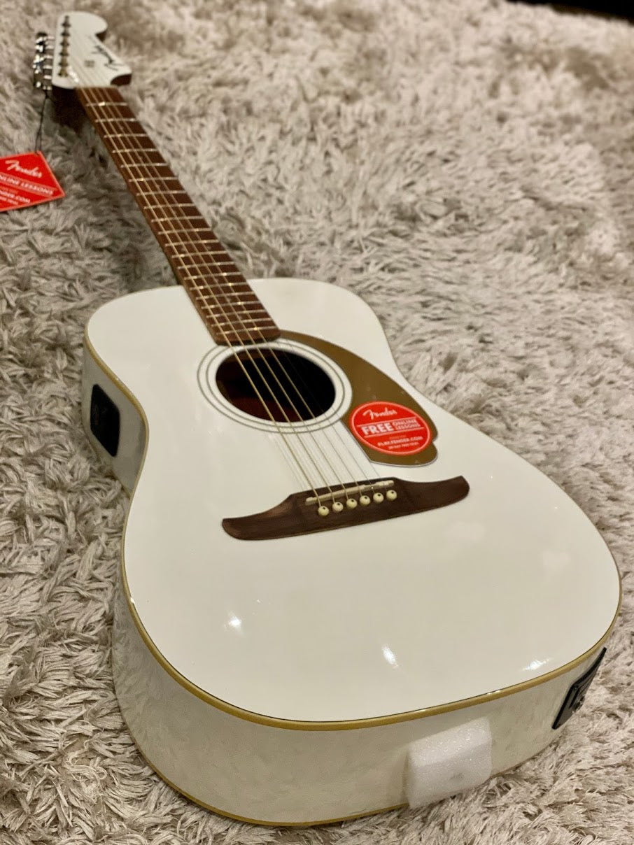 Fender Malibu Player Acoustic Electric in Arctic Gold