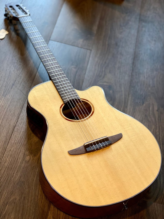 Yamaha NTX1 Acoustic Electric Nylon - Natural