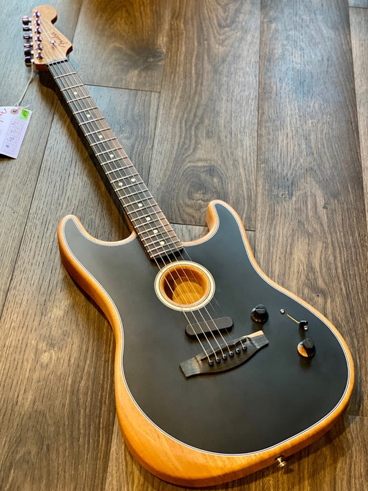 Fender American Acoustasonic Stratocaster in Black