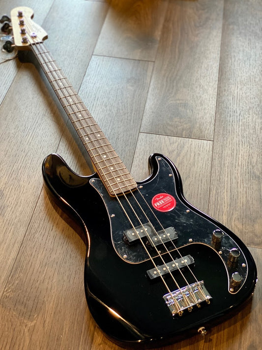 Squier Affinity Precision Bass PJ - สีดำ พร้อม Laurel FB
