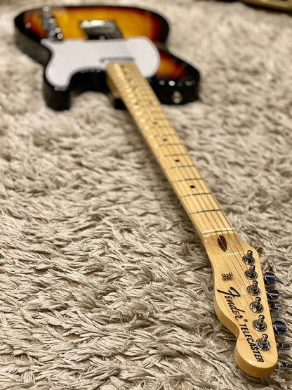 Fender Japan Traditional 70s Telecaster Ash Maple FB มี 3 สี Sunburst