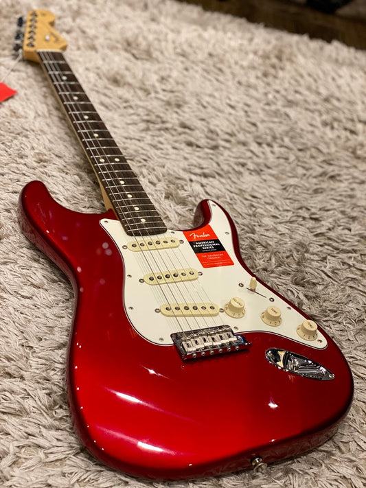 Fender American Professional Stratocaster with Rosewood FB in Candy Apple Red