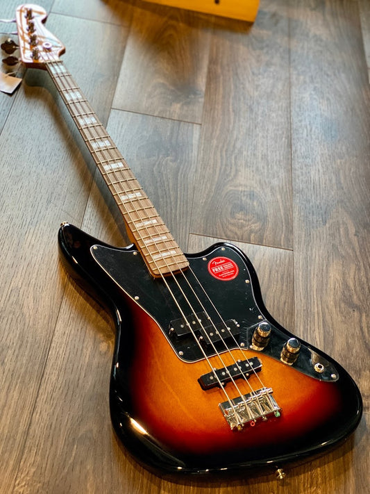 Squier Classic Vibe Jaguar Bass พร้อม Laurel FB ใน 3 Tone Sunburst
