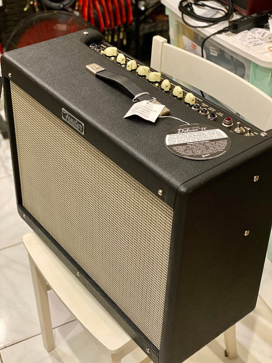 Fender Hot Rod Deluxe IV Guitar Combo Tube in Black