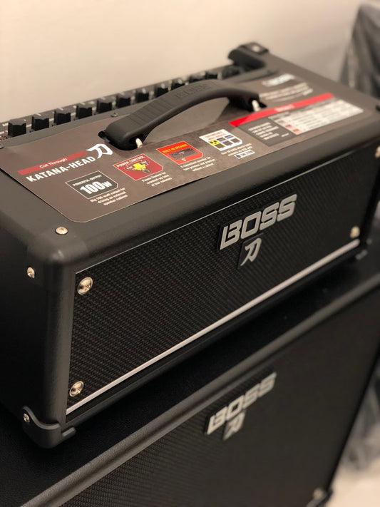 Boss Katana Head COSM Head with Internal speaker + Boss Katana 212 150 Watt Cabinet
