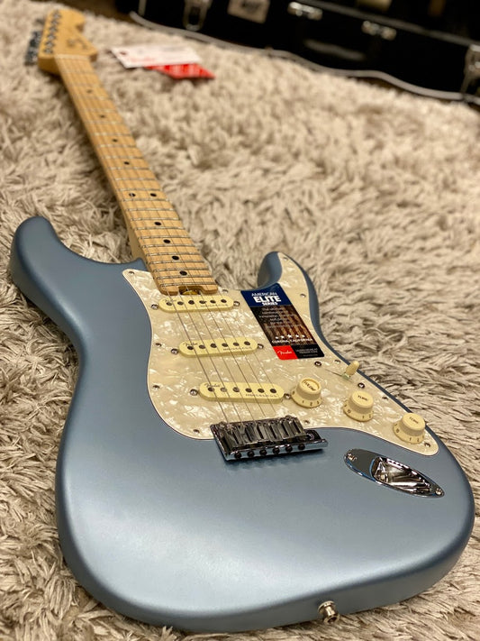 Fender American Elite Stratocaster with Maple FB in Satin Ice Blue Metallic