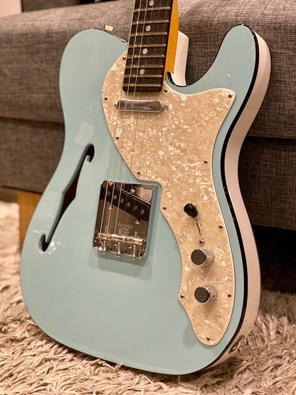 Fender Limited Edition Two Tone Telecaster Thinline in Daphne Blue