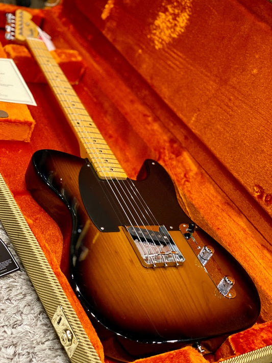 Fender 70th Anniversary Esquire in 2 Color Sunburst