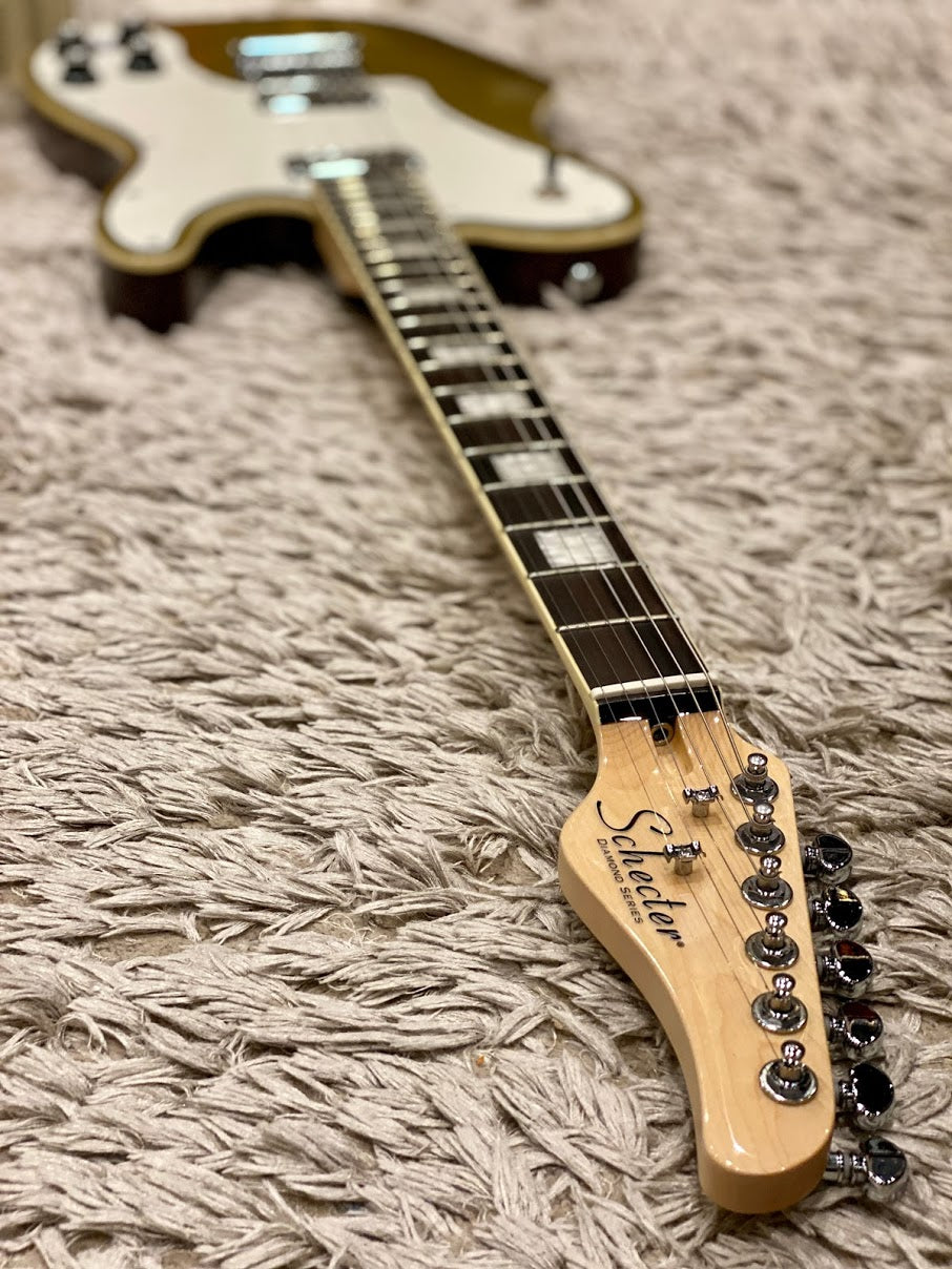 Schecter PT Fastback in Gold