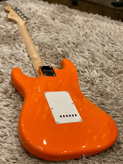 Squier Affinity Stratocaster in Competition Orange