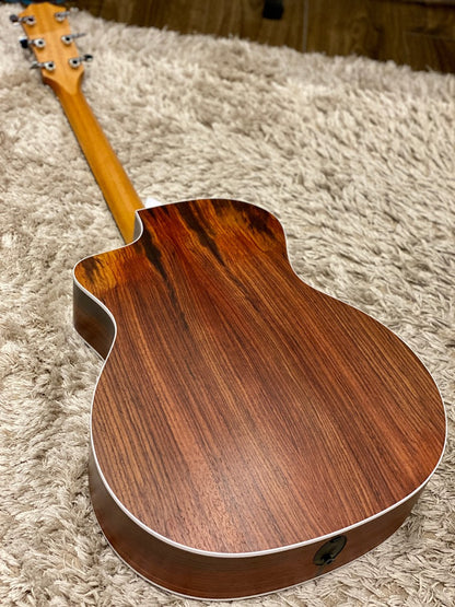 Taylor 214ce Rosewood/Spruce Grand Auditorium Acoustic Guitar - Natural