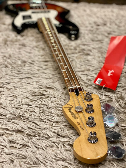 Fender Player Series Jazz Bass in 3 Tone Sunburst with Pau Ferro Fingerboard