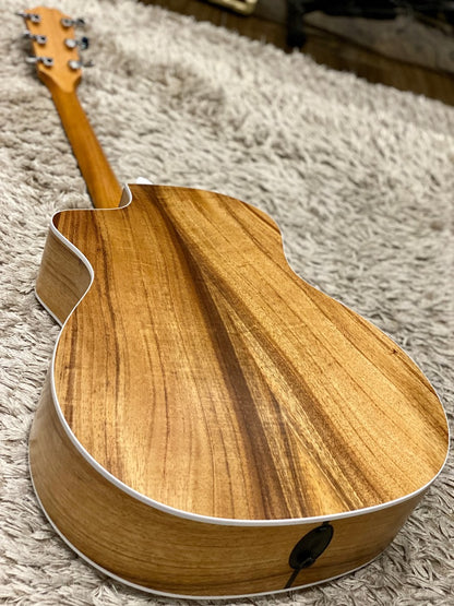 Taylor 214ce - Layered Koa Back and Sides