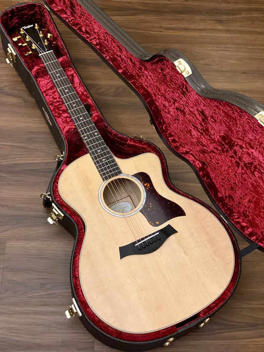 Taylor 214ce-K Deluxe KOA in Natural with Case