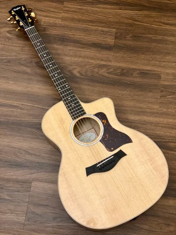 Taylor 214ce-K Deluxe KOA in Natural with Case