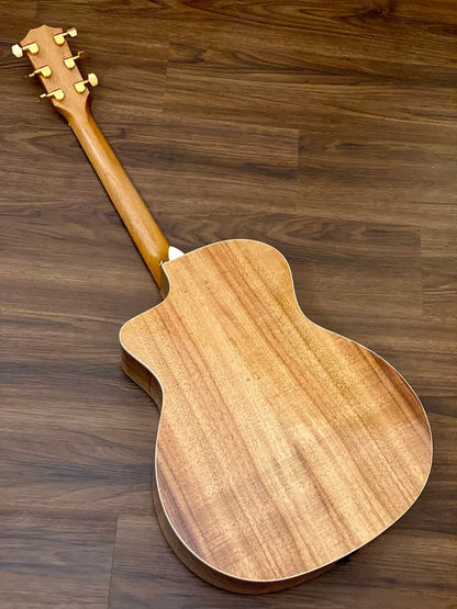 Taylor 214ce-K Deluxe KOA in Natural with Case