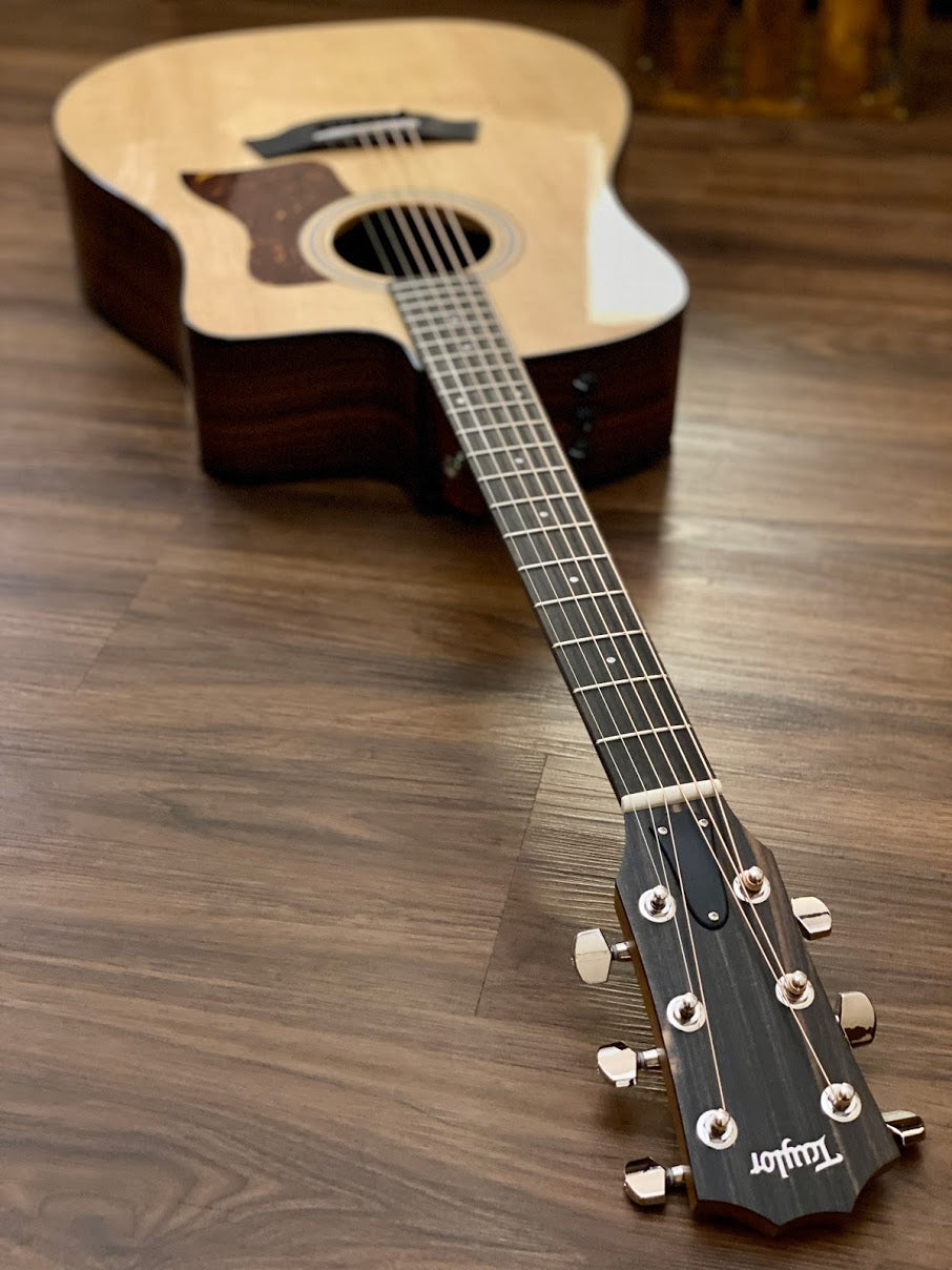 Taylor 210ce Plus Acoustic-Electric in Natural