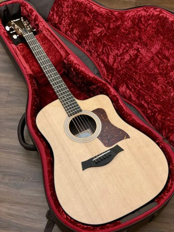 Taylor 210ce Plus Acoustic-Electric in Natural