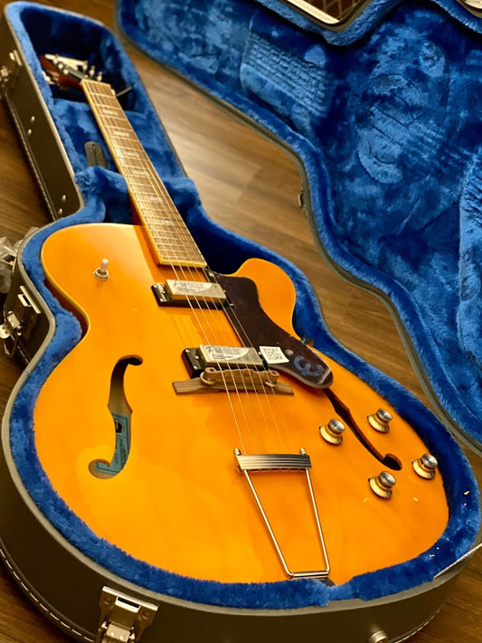 Epiphone Ltd. Edition เครื่องแต่งกาย Zephyr ครบรอบ 100 ปีของ John Lee Hooker สี Antique Natural 