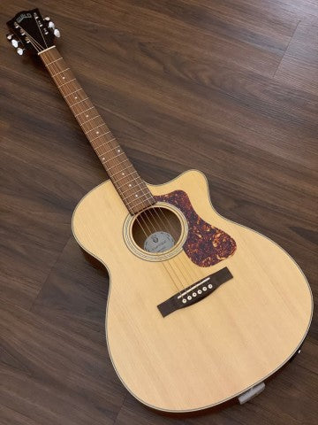 Guild OM-240CE Acoustic Electric in Natural