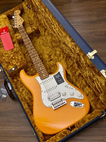 Fender Classic Series Wood Case Strat/Tele - Navy Blue