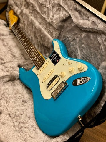 Fender American Professional II Stratocaster HSS with Rosewood FB - Miami Blue