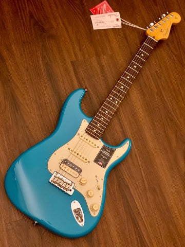 Fender American Professional II Stratocaster HSS with Rosewood FB - Miami Blue